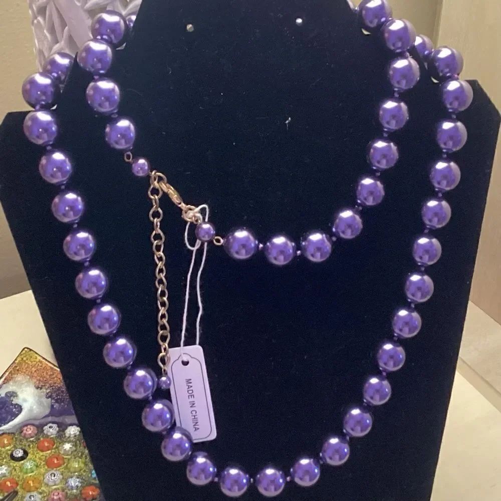 LeRadiant Brand 14 MM Glass Simulated Pearl Necklace